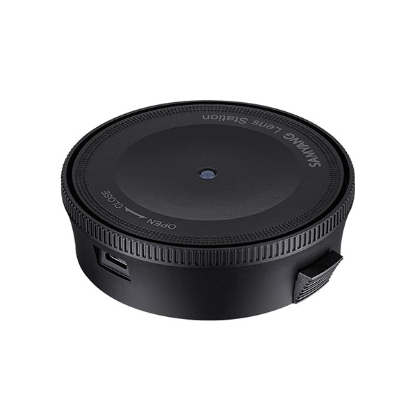 Samyang-Lens-station-dock-usb-nikon.jpg
